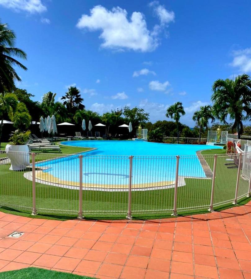 Color Garden - Studio Martinique Sainte-Anne Exterior photo
