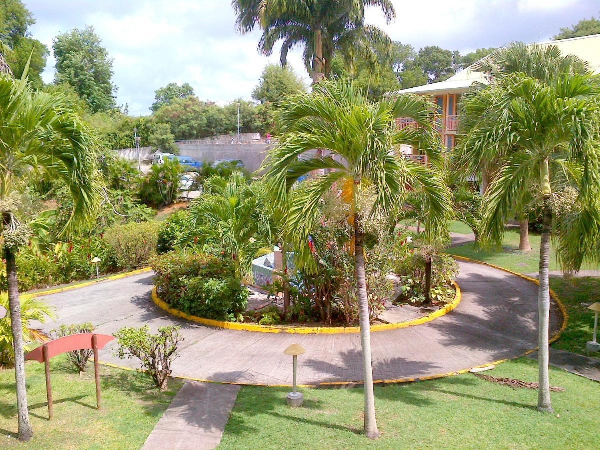 Color Garden - Studio Martinique Sainte-Anne Exterior photo